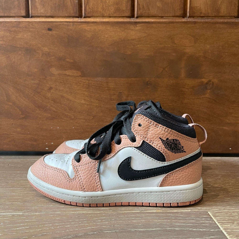 Nike Air Jordan Retro 1 Mid Pink Quartz 13C (Youth)